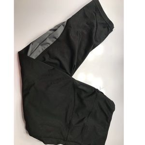 Black and Grey Cropped Leggings